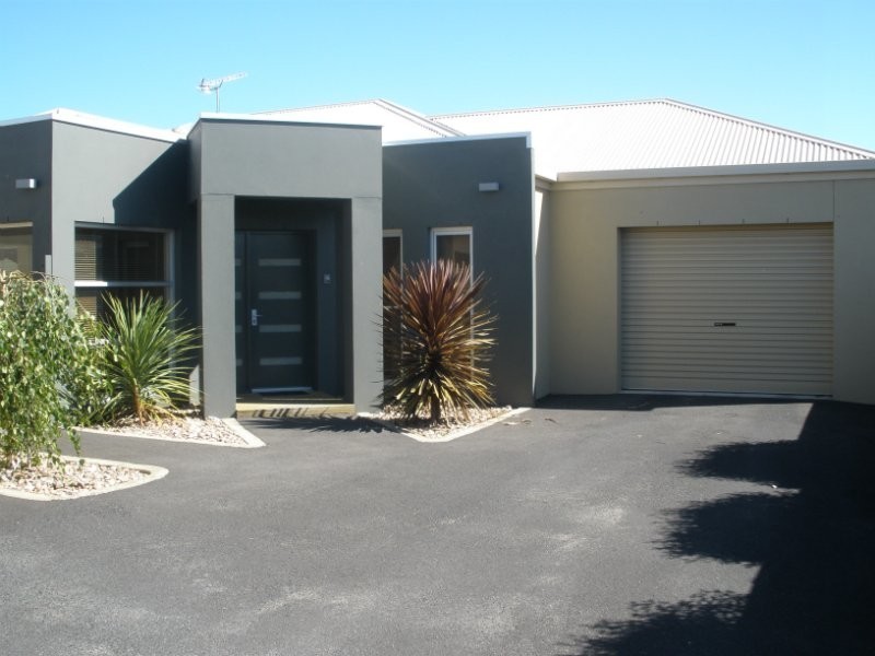 3/206 Commercial Street East, Mount Gambier SA 5290
