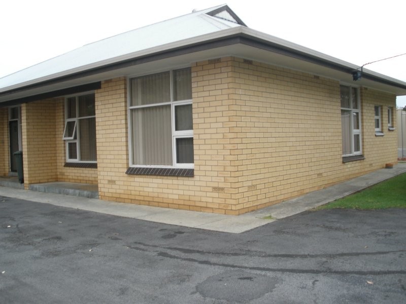 1/11 Duigan Street, Mount Gambier SA 5290