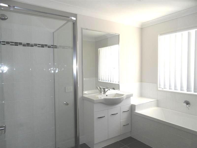 221 Eagle Street, Collingwood Park QLD 4301