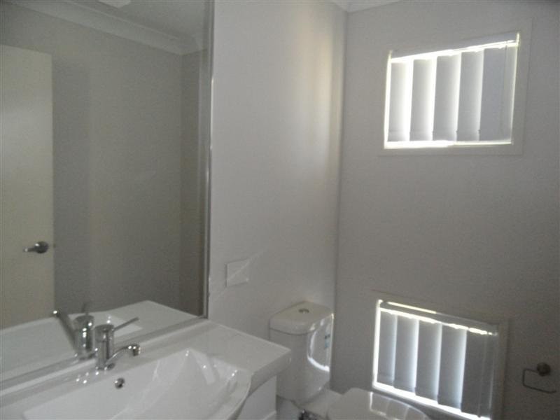 221 Eagle Street, Collingwood Park QLD 4301