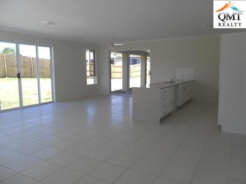 17 Iris Court, Yamanto QLD 4305