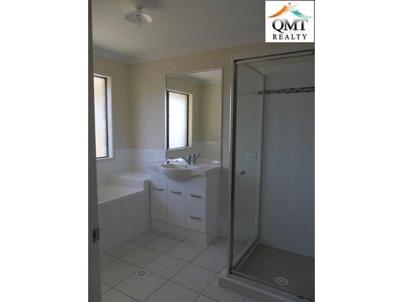 3 Iris Court, Yamanto QLD 4305
