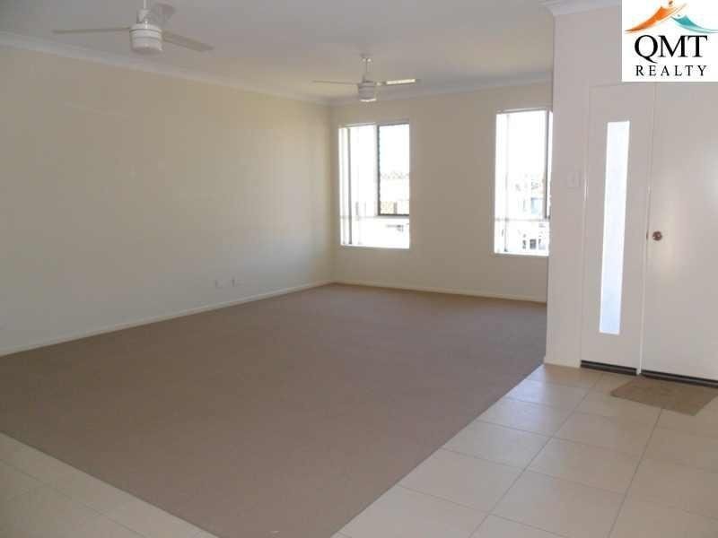 6 Lilly Court, Yamanto QLD 4305