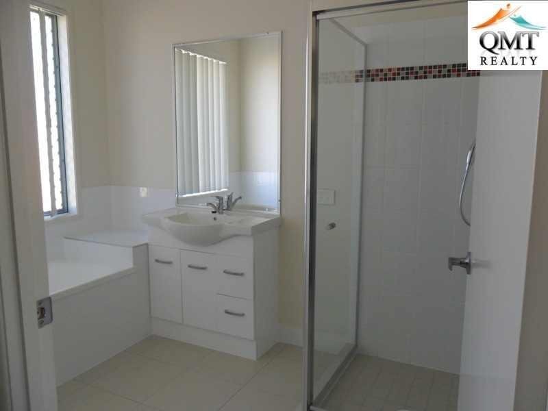 32 Tulip Street, Yamanto QLD 4305