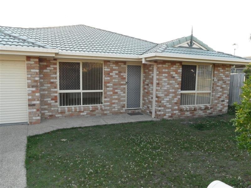 32 Maryland Place, Parkinson QLD 4115