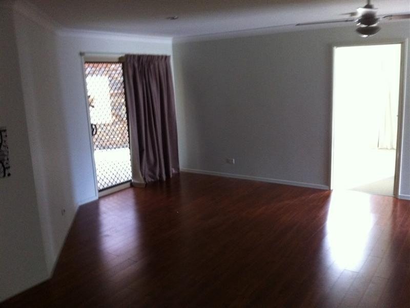 91 High Street, Blackstone QLD 4304