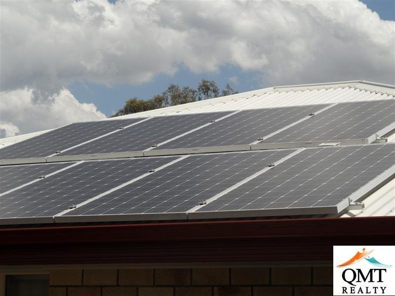 10 Bowen Place, Blackstone QLD 4304