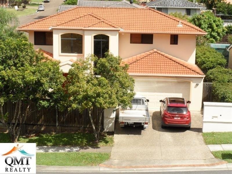 273 Winstanley Street, Carindale QLD 4152