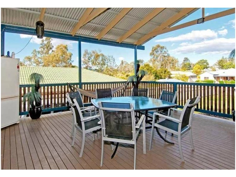 11 Spring Street, Jimboomba QLD 4280