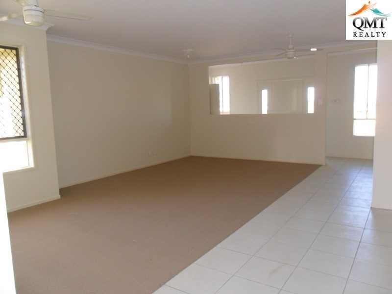 12 Iris Court, Yamanto QLD 4305
