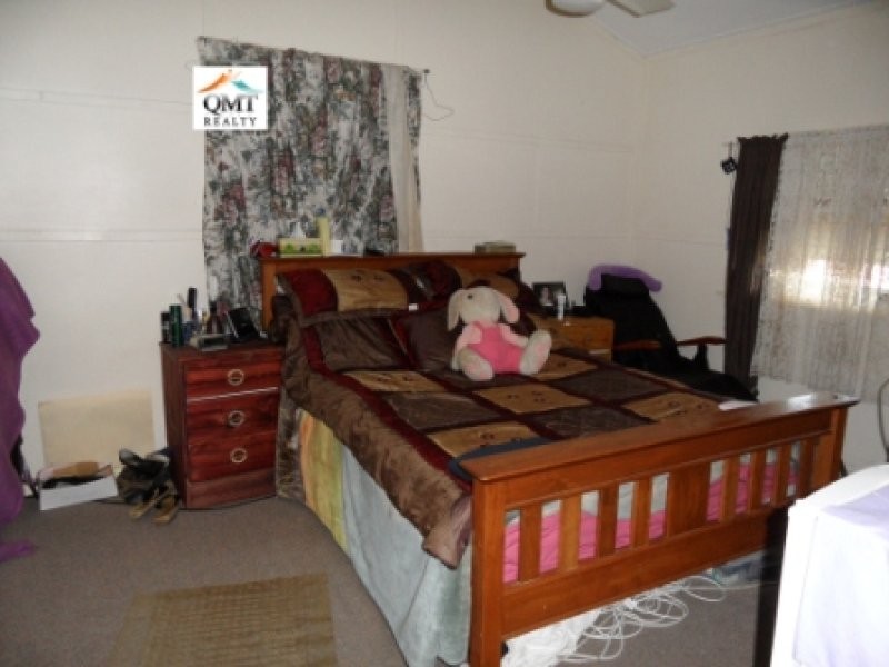 69 Gladstone Road, Coalfalls QLD 4305
