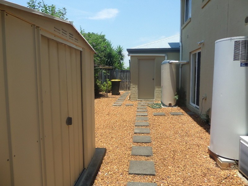 32 Warranilla Street, Parkinson QLD 4115