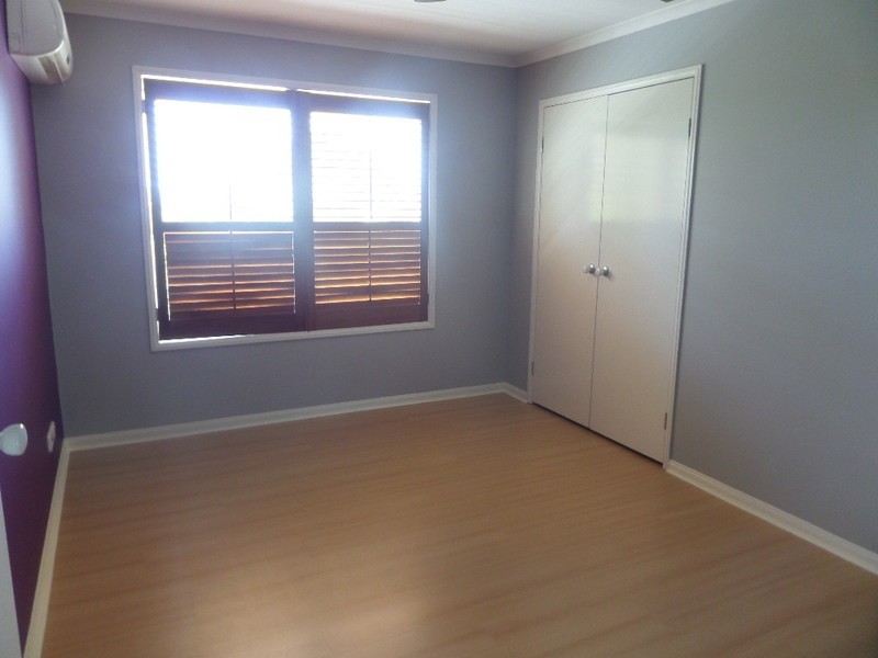 32 Warranilla Street, Parkinson QLD 4115