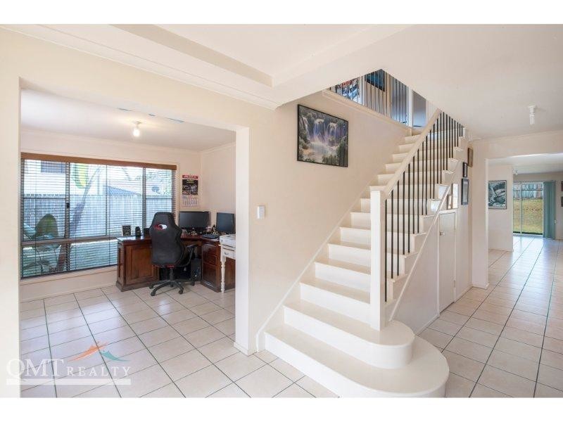 16 Lochano Close, Parkinson QLD 4115