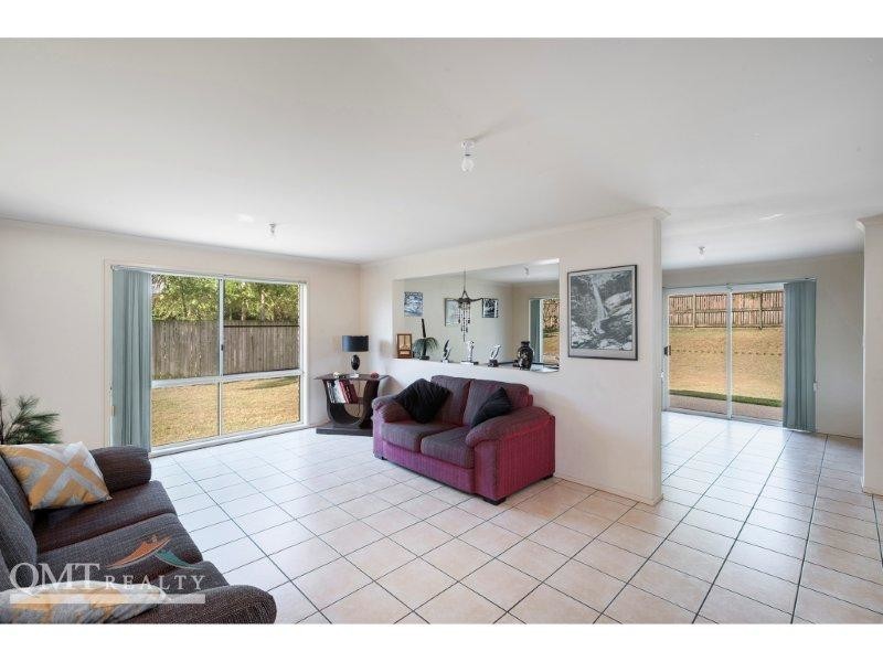 16 Lochano Close, Parkinson QLD 4115