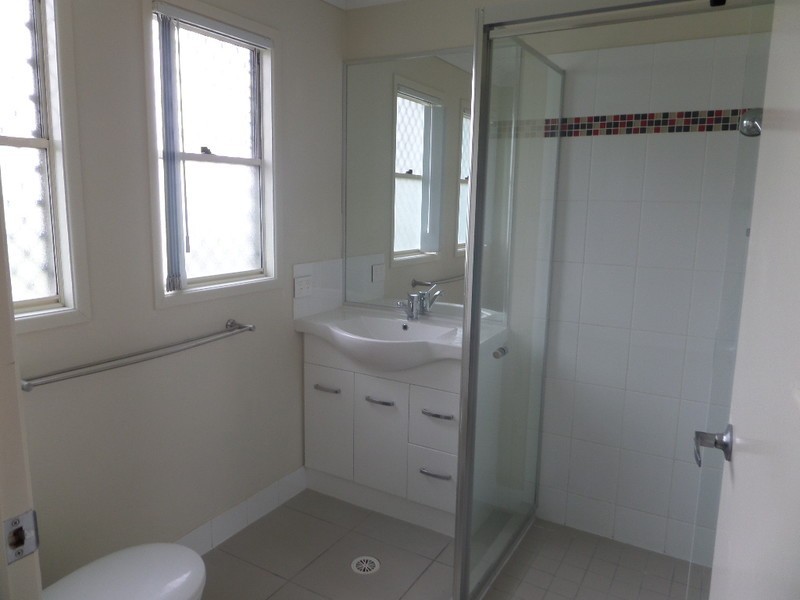 11 Conway Street, Riverview QLD 4303