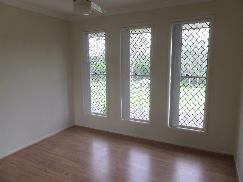 11 Conway Street, Riverview QLD 4303