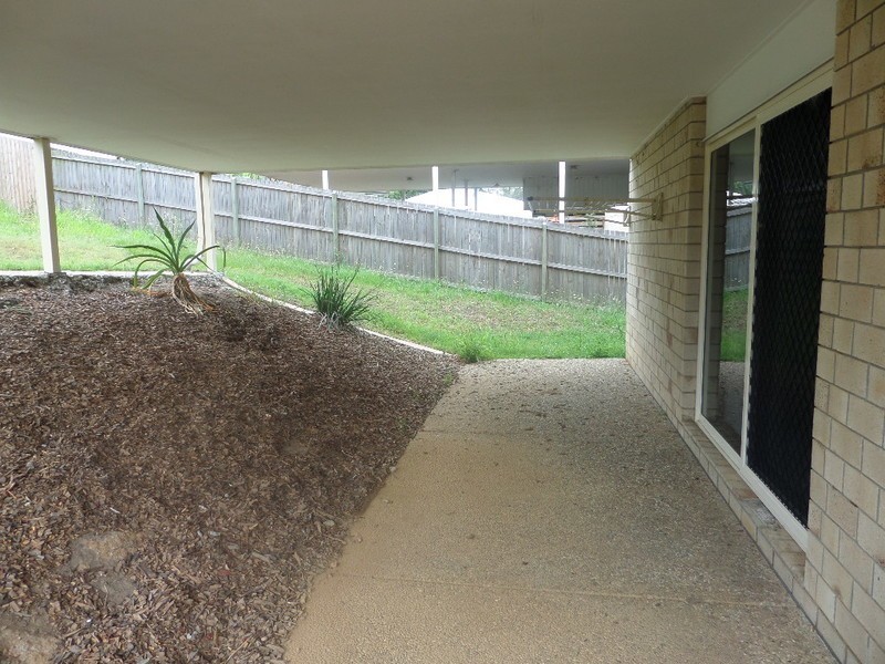 11 Conway Street, Riverview QLD 4303