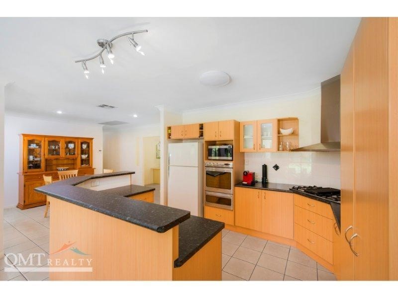 3 Nalbaugh Lane, Parkinson QLD 4115