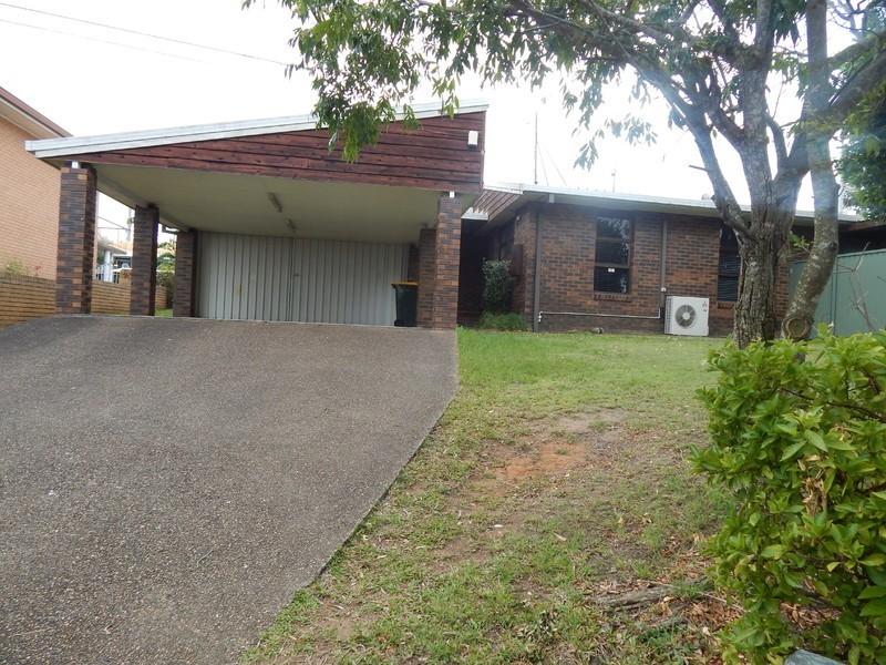 26 Genoa Street, Macgregor QLD 4109