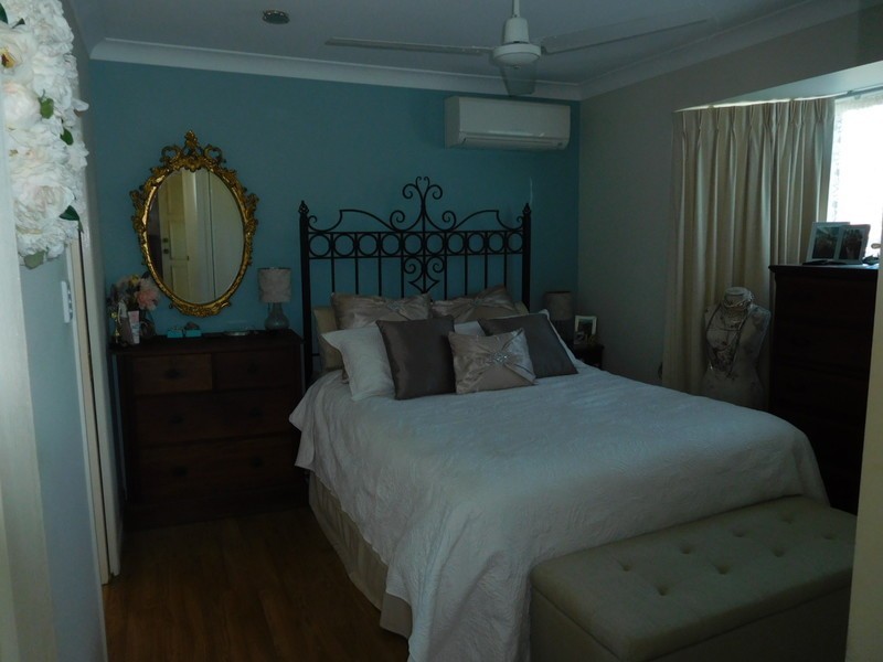 5 Paddies Crescent, Crestmead QLD 4132