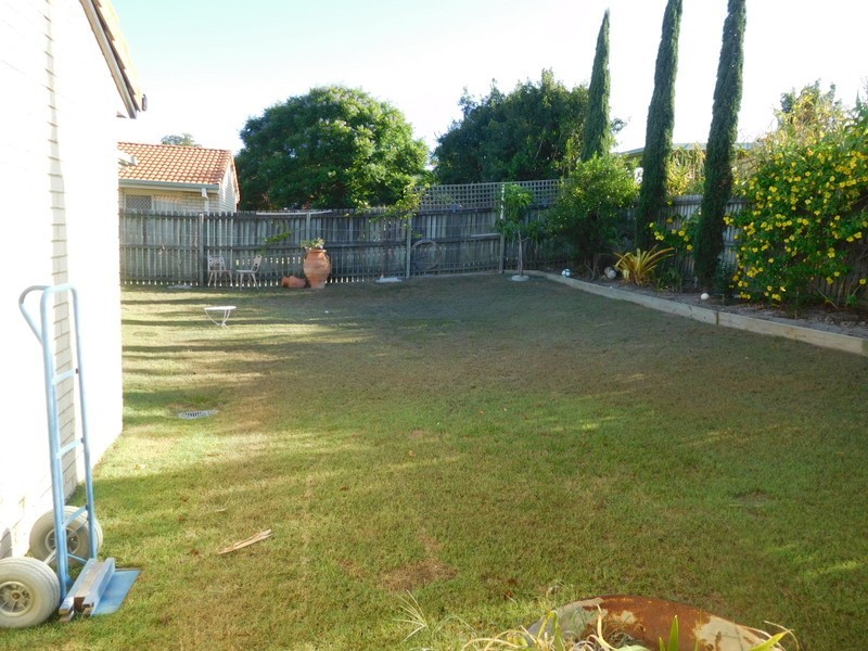 5 Paddies Crescent, Crestmead QLD 4132