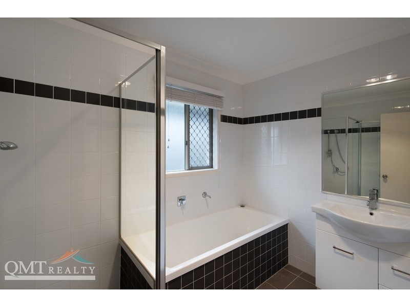 36 Gibraltar Circuit, Parkinson QLD 4115