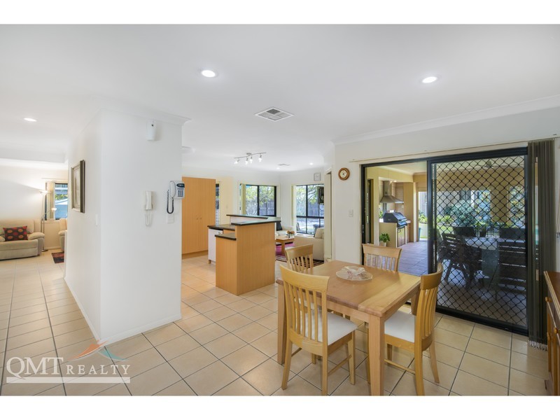 18 Mount Archer Road, Parkinson QLD 4115