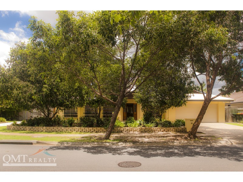 18 Mount Archer Road, Parkinson QLD 4115