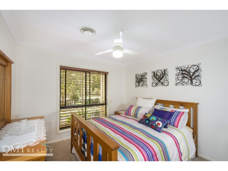 18 Mount Archer Road, Parkinson QLD 4115