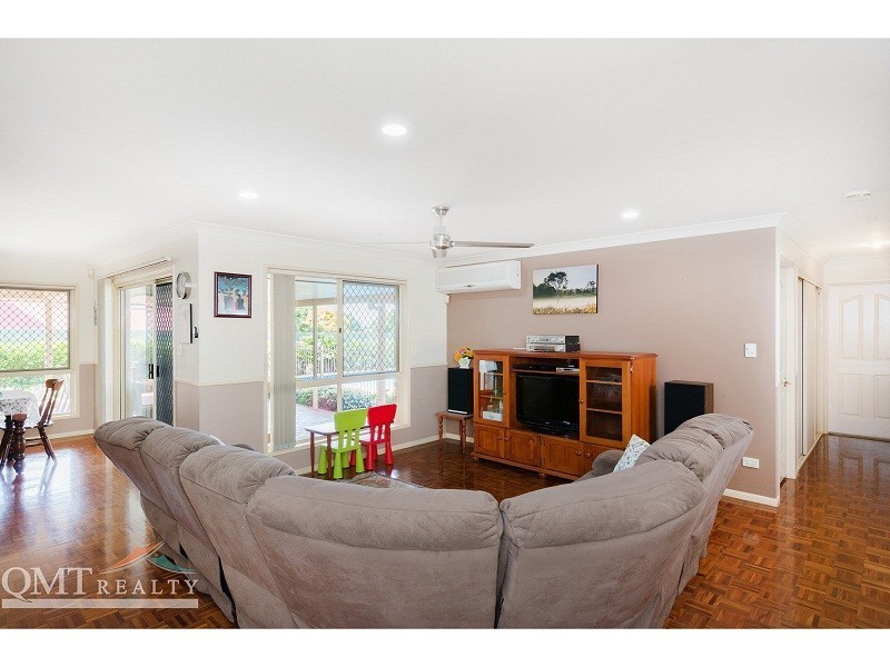 11 Palatine Street, Calamvale QLD 4116