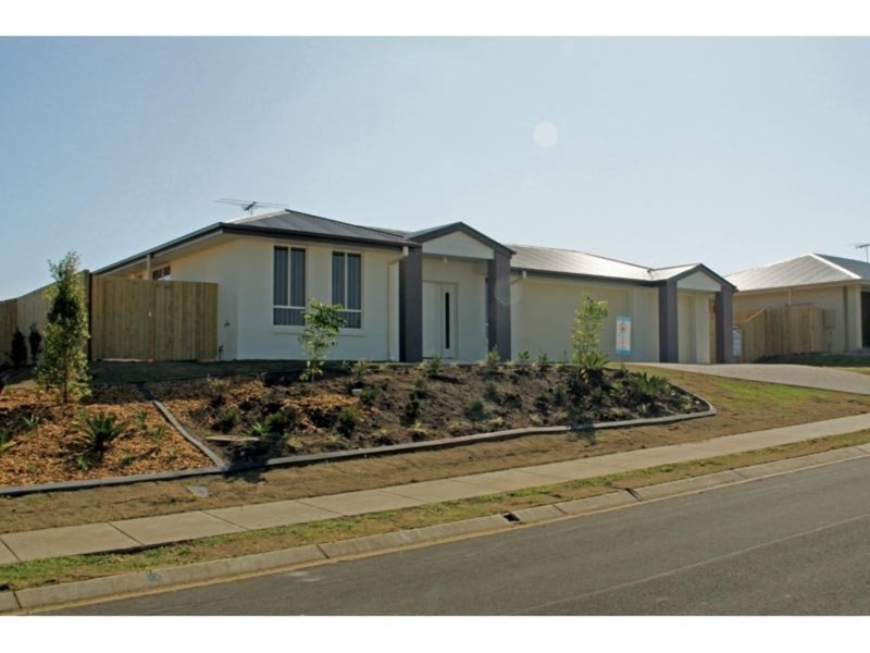 16 Iris Court, Yamanto QLD 4305