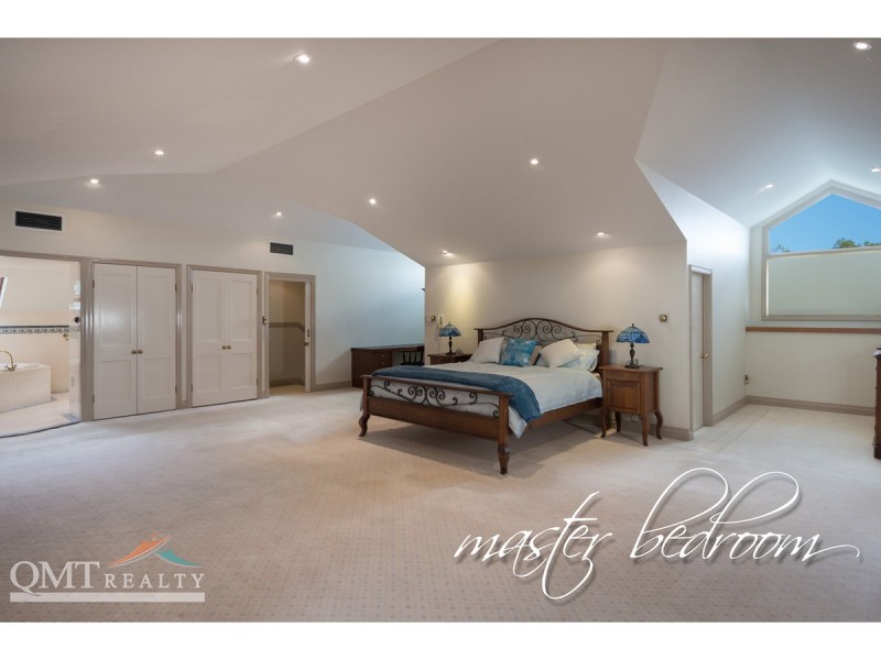 23 Bahrview Drive, Bahrs Scrub QLD 4207