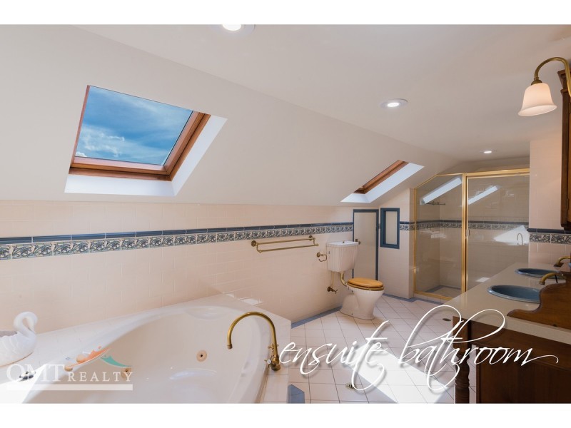 23 Bahrview Drive, Bahrs Scrub QLD 4207