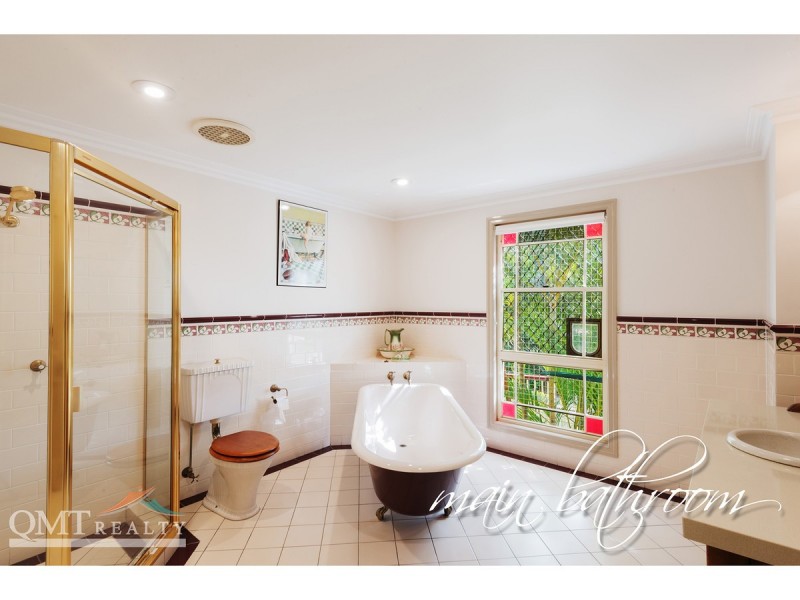 23 Bahrview Drive, Bahrs Scrub QLD 4207