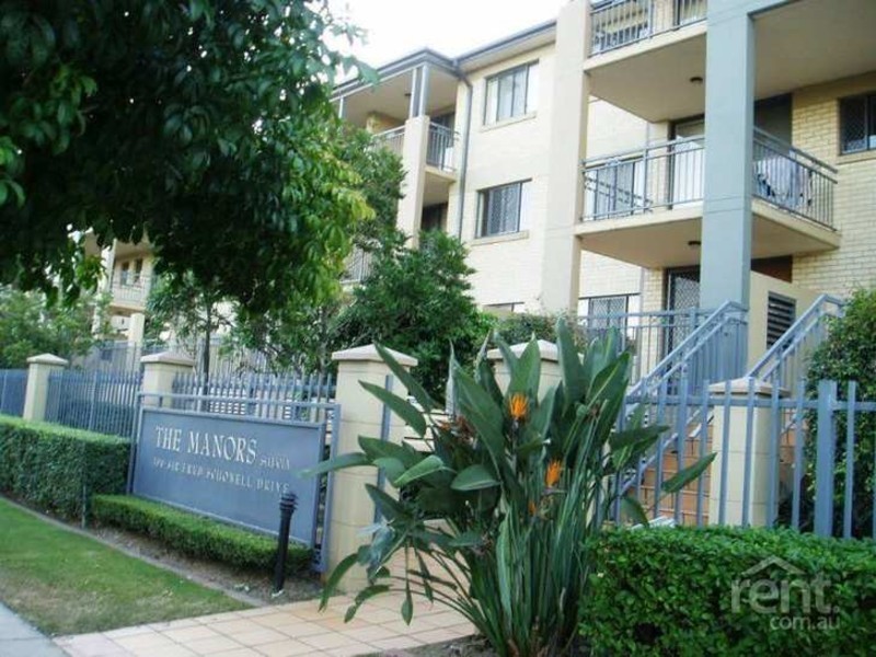 92/300 Sir Fred Schonell Drive, St Lucia QLD 4067