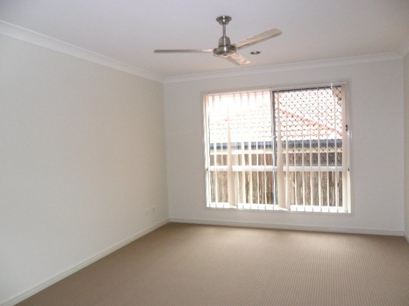 22 Hawthorne Street, Forest Lake QLD 4078