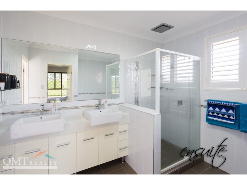 11 Kalbarri Street, Parkinson QLD 4115