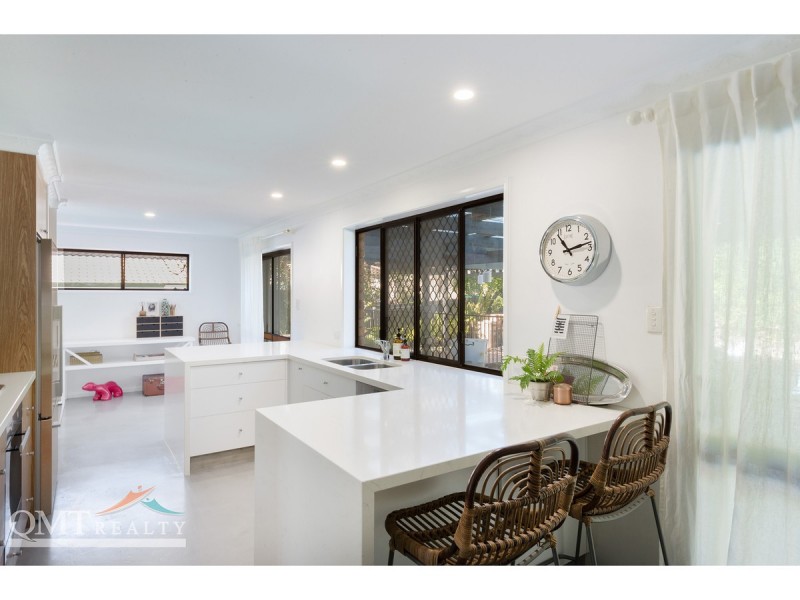 3 Hoover Court, Stretton QLD 4116