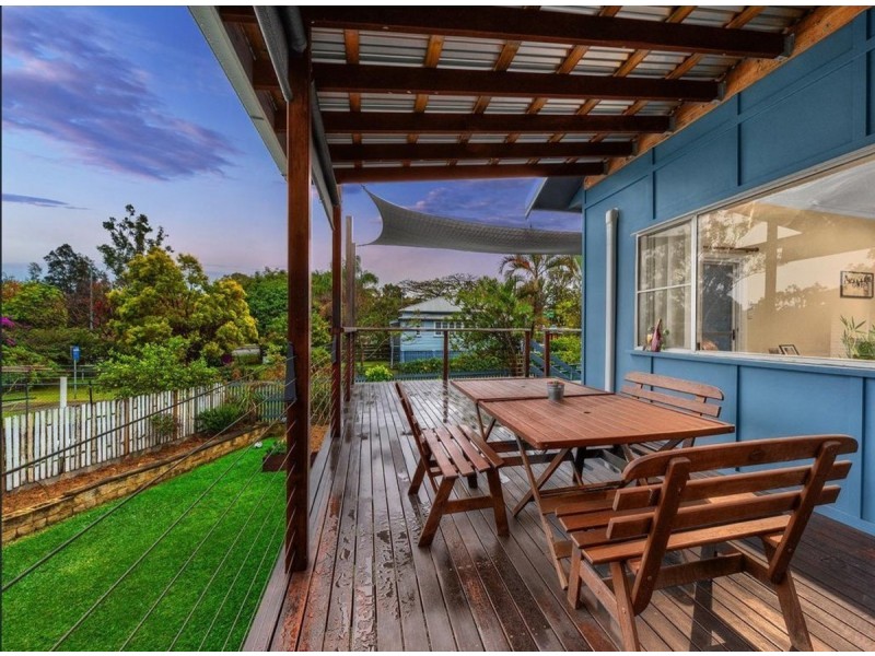 11 Park Road, Yeronga QLD 4104