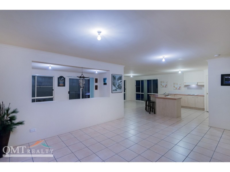 16. Lochano Close, Parkinson QLD 4115