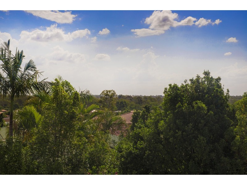 16. Lochano Close, Parkinson QLD 4115