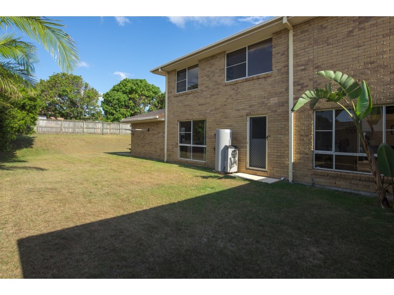 16. Lochano Close, Parkinson QLD 4115