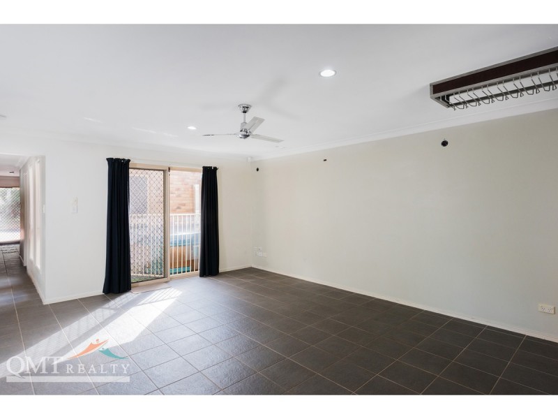 8 Lawson Place, Forest Lake QLD 4078