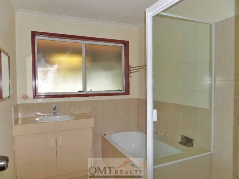 17 Elonera Drive, Slacks Creek QLD 4127