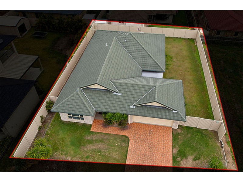 15 Bobbie Street, Parkinson QLD 4115