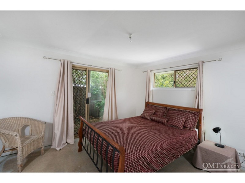 5 Louise Court, Silkstone QLD 4304