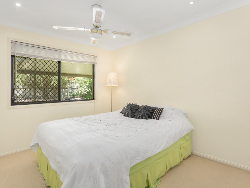 11 Glenroy Place, Parkinson QLD 4115