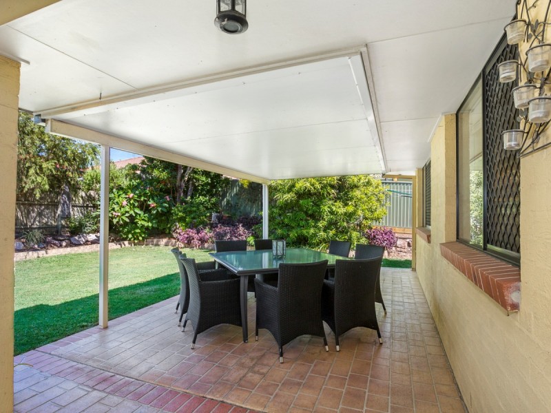 11 Glenroy Place, Parkinson QLD 4115