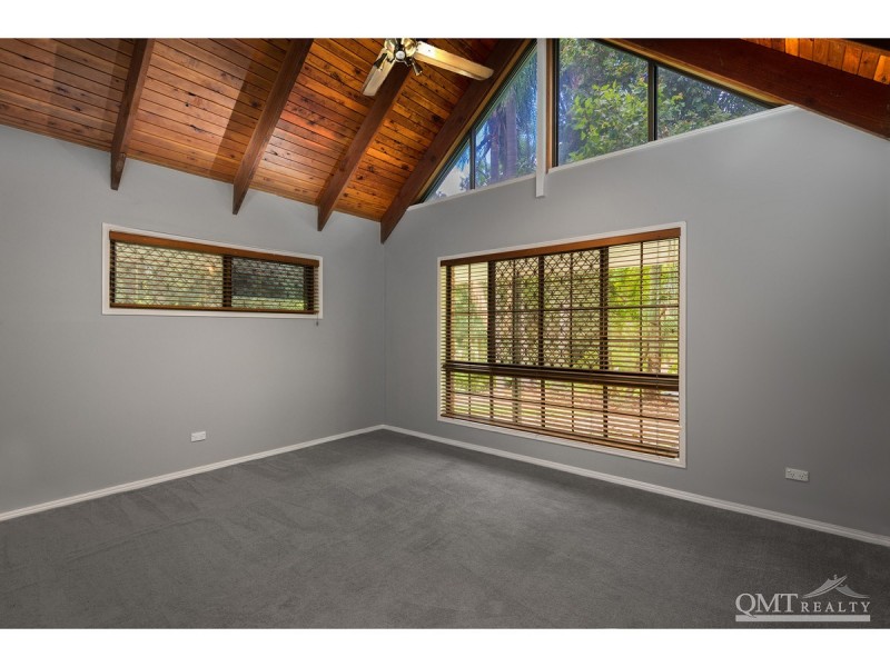54 Jacaranda Avenue, Boronia Heights QLD 4124